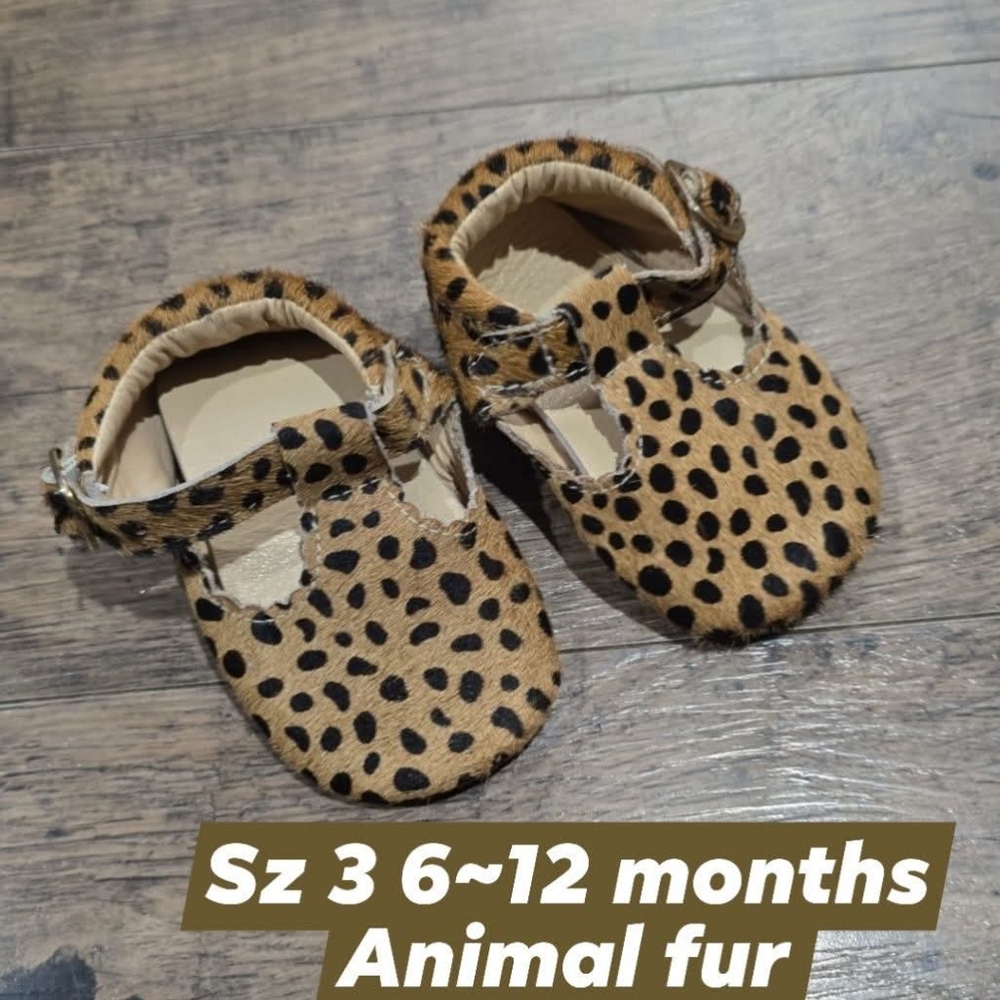 Baby girl shoes sz 3